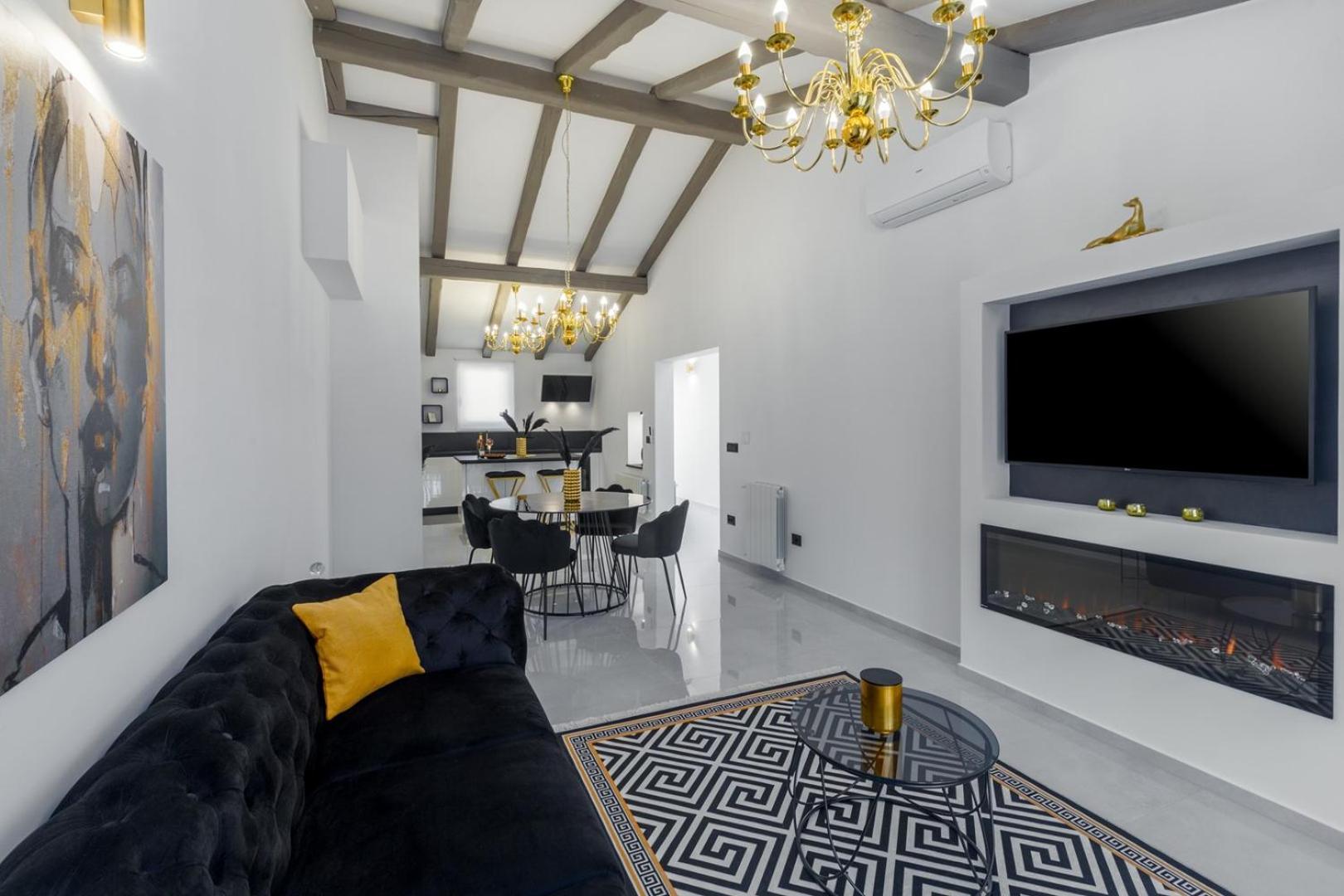 Apartment Black Diamond